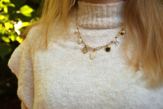 White Bow & Heart Charms - Necklace