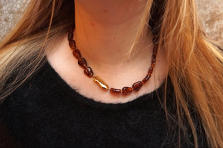Brown Pearls & Golden Detail - Necklace