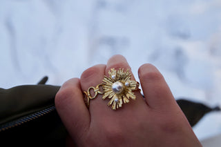 White Frosty Flower - Ring