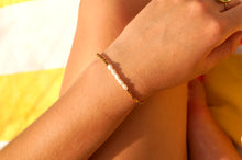 Load image into Gallery viewer, Fine Pearly Stones - Bracelet
