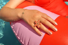 Load image into Gallery viewer, Red Beachy Flower - Ring
