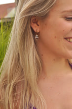 Load image into Gallery viewer, Black &amp; White Fish Charms - Earrings

