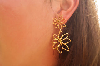 Double Fine Flower - Earrings