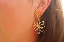Load image into Gallery viewer, Double Fine Flower - Earrings
