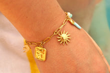 Load image into Gallery viewer, Blue Cool Pepper Charms - Bracelet
