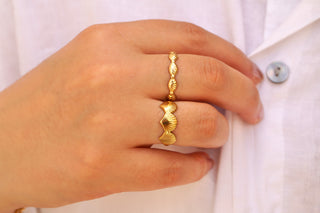 Multi Cute Shells - Ring