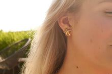 Load image into Gallery viewer, Starfishies - Earrings
