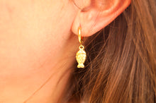 Load image into Gallery viewer, Diamond Fishies - Earrings
