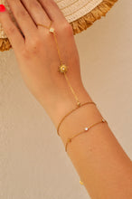 Load image into Gallery viewer, Diamond Sun &amp; Clover Hand Chain - Bracelet
