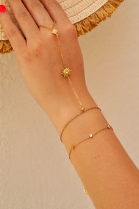 Diamond Sun & Clover Hand Chain - Bracelet