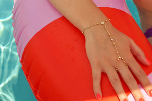 Hearts & Diamonds Hand Chain - Bracelet