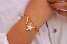 Load image into Gallery viewer, White Sandy Fish Charms - Bracelet
