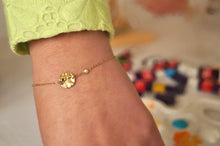 Load image into Gallery viewer, Pearly Circle - Bracelet
