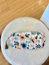 Load image into Gallery viewer, Flower Garden - Toiletry Bag
