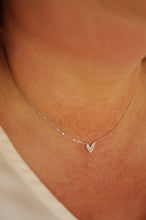 Load image into Gallery viewer, Silver Heart Lovers - Necklace
