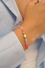 Load image into Gallery viewer, Tropical Pearls - Bracelet
