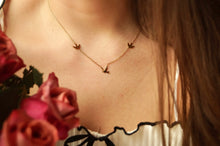 Load image into Gallery viewer, Loverbirds - Necklace
