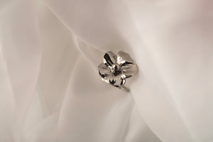 Silver Amour Flower - Ring