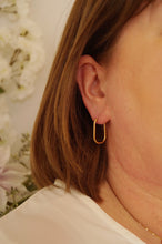 Load image into Gallery viewer, Joanna Oval Hoops- Earrings
