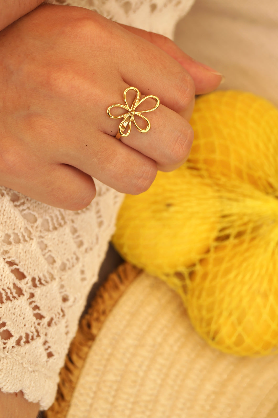 Daisy Open Flower - Ring