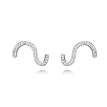 Load image into Gallery viewer, Silver Cool Wavy Diamonds - Earrings
