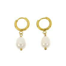 Load image into Gallery viewer, Simple Seawaterpearls 2 - Earrings
