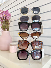 Load image into Gallery viewer, Brown Cat Eye - Sunglasses
