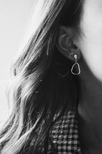 Load image into Gallery viewer, Artistique - Earring(s)
