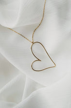 Load image into Gallery viewer, One Big Heart - Necklace
