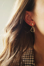 Load image into Gallery viewer, Arianne - Earrings
